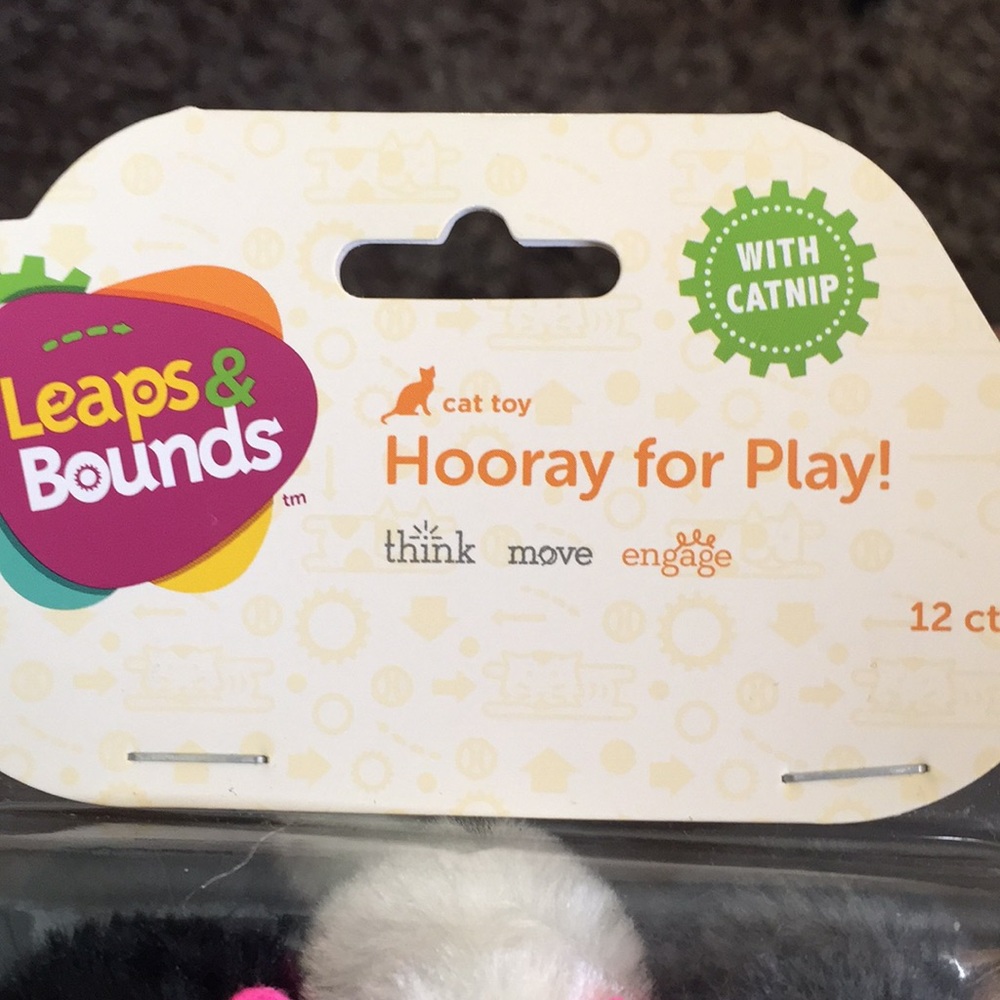 Leaps & Bounds Catnip Furry Mice 12 Pack Brand New In Package - Picture 2 of 5